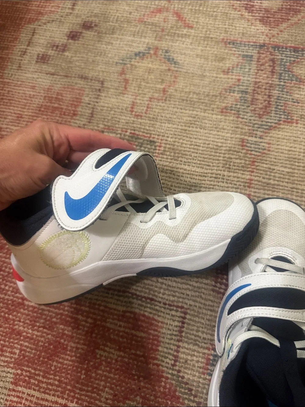 Nike Kids White, Navy Slip-On basketball Sneakers